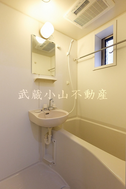 バーミープレイス武蔵小山の浴室