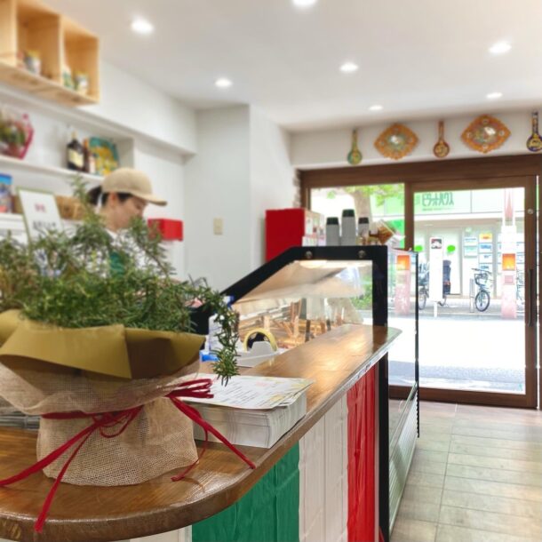 武蔵小山にあるCIAOさんの店内